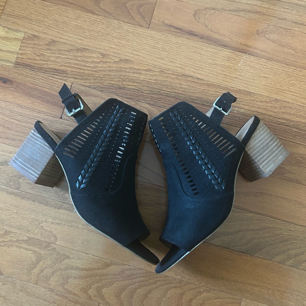 Black Peep-Toe Block Heel Sandals